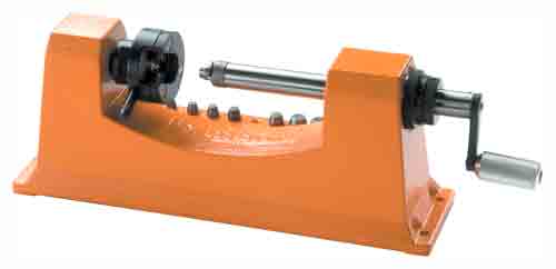 7862000.jpg LYMAN CASE TRIMMER WITH - 9 PILOT MULTI PACK - Image 1