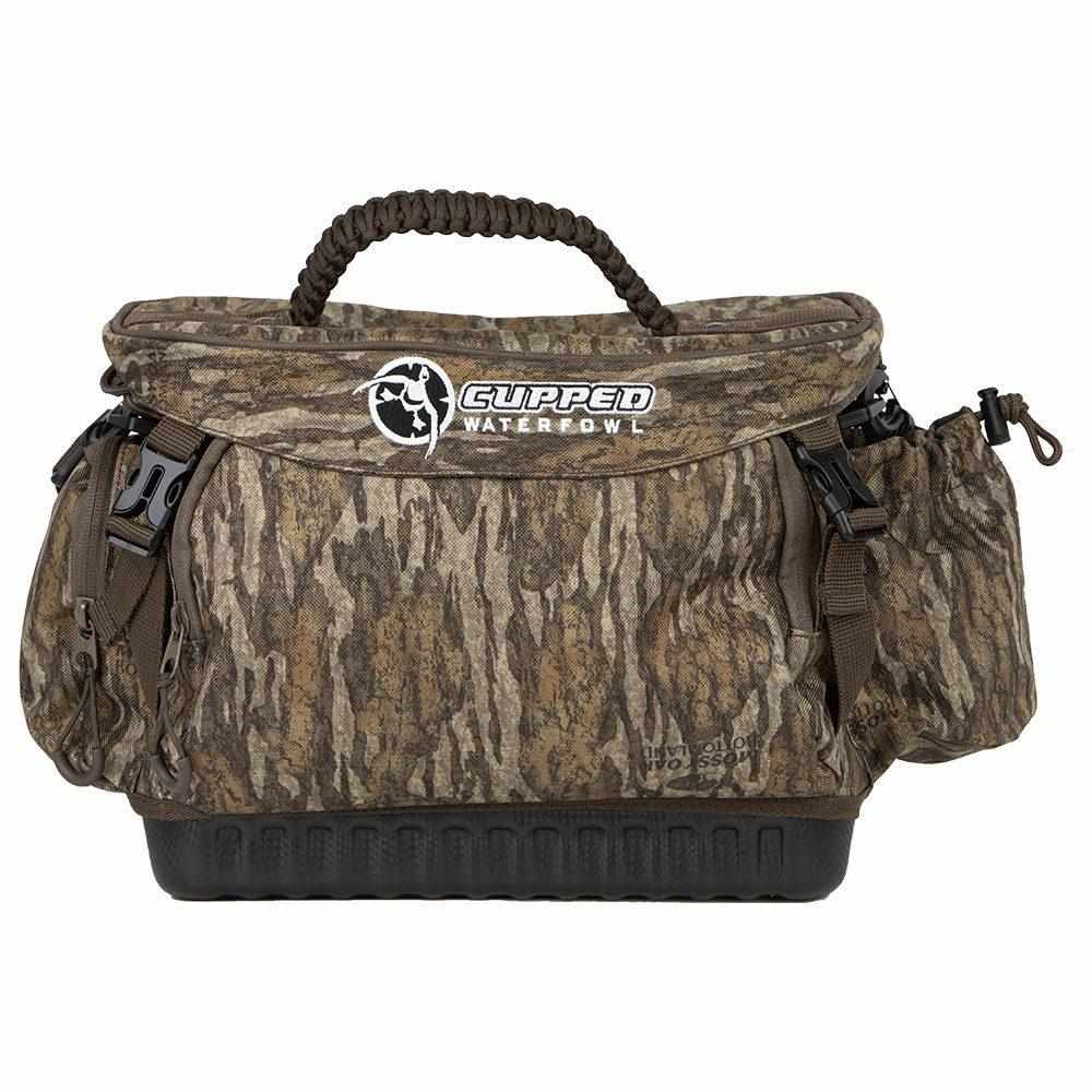 https3A2F2Fmedia.chattanoogashooting.com2Fimages2Fproduct2FRHCU24452FRHCU2445-1.jpg Cupped Medium Floating Blind Bag Mossy Oak Bottomland - Image 1
