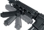 UTG VERTICAL FOREGRIP FOLDING - PICATINNY MOUNT BLACK - Image 3