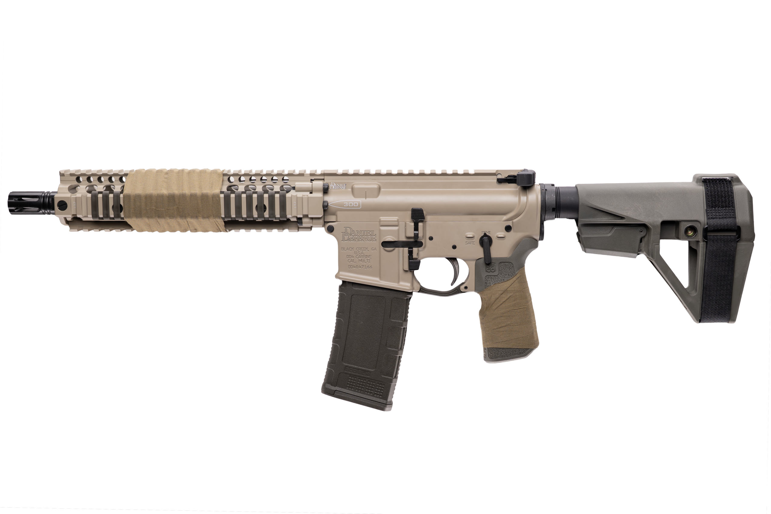 image-full-86675-e145b78f0757128287988dd02a51d50d.png DANIEL DEFENSE MK18 ELITE 300BLK PISTOL 10.3" FDE/ODG SB TACTICAL BRACE 1-30RD MAG - Image 1